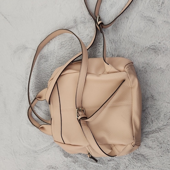 Steve Madden pink backpack - Picture 5 of 12